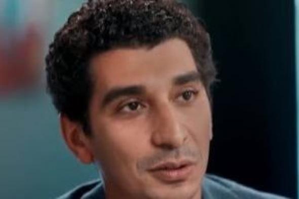 المخرج
كريم
الشناوى
ينعي
عمه:
نسألكم
الدعاء
له
بالرحمة
والمغفرة