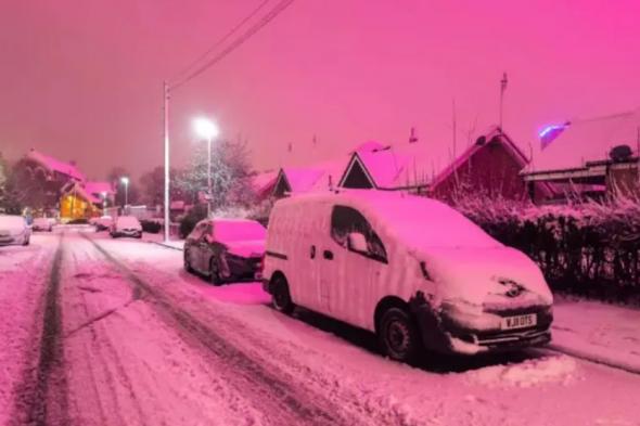 سكان بيرمنغهام يصابون بالرعب: السماء حمراء ليلاً .. وردية نهاراً.. فما السبب ؟