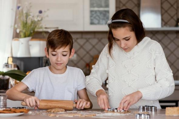 أمام
عطاء
ودفء
الأمومة..
كيف
نعلم
أطفالنا
الاعتماد
على
النفس؟