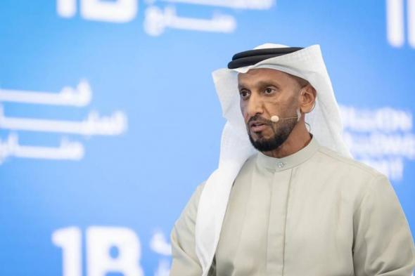 عبد
      الله
      آل
      حامد:
      أخلاق
      زايد
      بوصلة
      السردية
      الإعلامية
      للإمارات
      (فيديو)