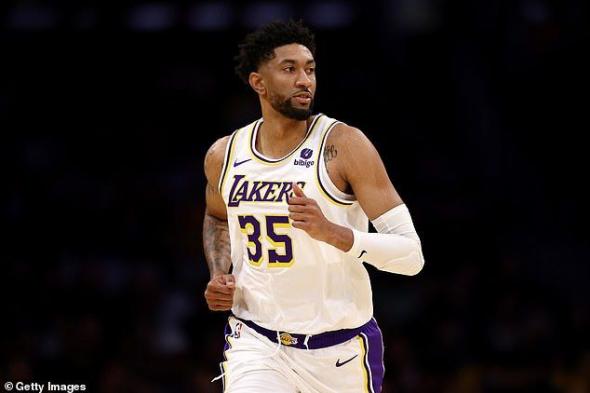 لاعب
      السلة
      الأمريكي
      يقاضي
      خطيبته
      بسبب
      «شريحة
      تعقب»