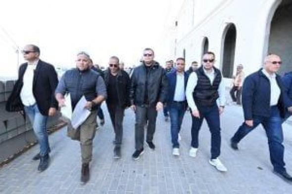 وزير
الإسكان
يتفقد
مشروع
«كوبرى
C19»
والمدينة
التراثية
بالعلمين
الجديدة