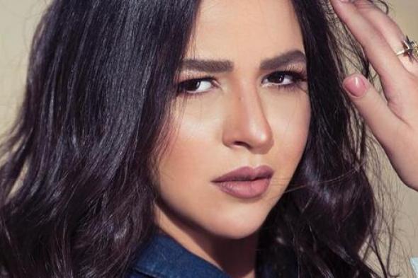 إيمي
سمير
غانم
تكشف
تفاصيل
مؤثرة
عن
تأثرها
بوفاة
والديها