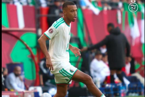 رفيق
بلغالي:
"فخورون
بارتداء
قميص
المنتخب
وتمثيل
الجزائريين"