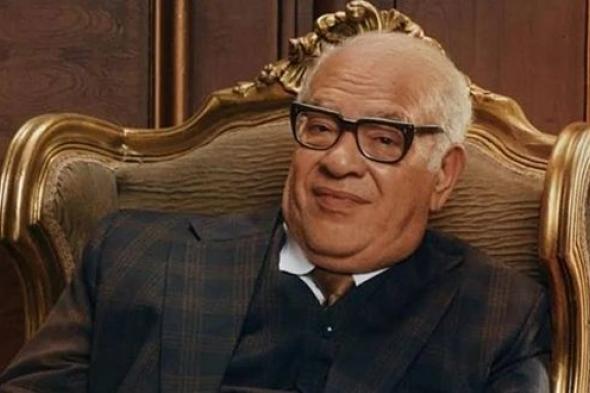 صلاح
عبد
الله
يوجّه
رسالة
دعم
مؤثرة
لفنانة
شهيرة