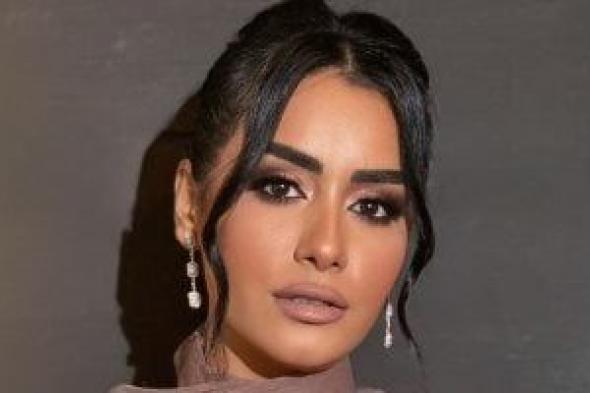 نانسى
صلاح
تتهم
فنانتين
بإيذائها:
عملولى
عمل
تسبب
فى
سقوط
شعرى