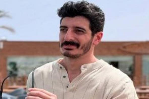 حشيش
وآيس..
التحقيقات
تكشف
أحراز
المتهم
شاكر
محظور
في
قضية
التعاطي