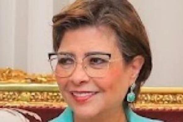 الدكتورة
راندا
مصطفى
تشكر
الرئيس
السيسي
على
ثقة
التعيين
بمجلس
النواب