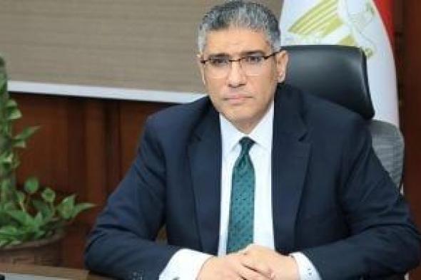 ضبط
3343
مخالفة
تموينية
ومصادرة
160
طن
سلع
مدعمة
وغذائية
بالجيزة