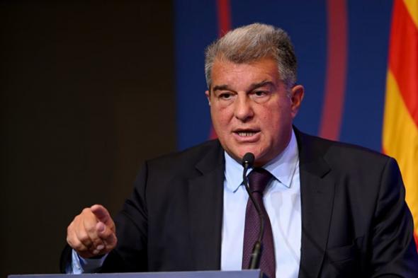 رئيس
    نادي
    برشلونة:
    الجمهور
    السعودي
    شغوف
    بكرة
    القدم..
    والمنشآت
    متطورة