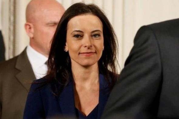 المصرية
      الأمريكية
      دينا
      باول
      رئيسة
      لـ«ميتا»