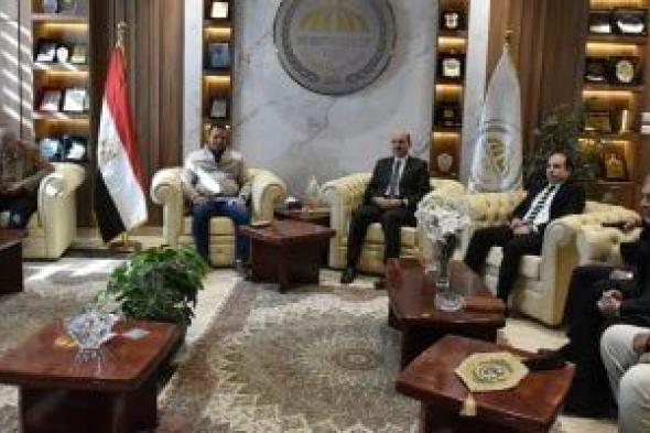 تعاون
بين
جامعة
السادات
وجهاز
المدينة
لحل
ظاهرة
الكلاب
الضالة