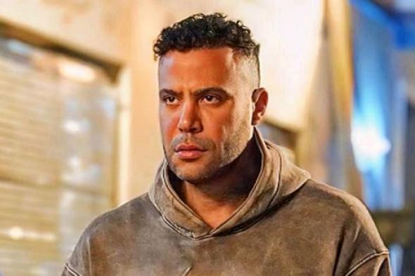 إصابة
جديدة
لـ
محمد
إمام
في
كواليس
“الكينغ”
ورسالة
نارية
للمنافسين