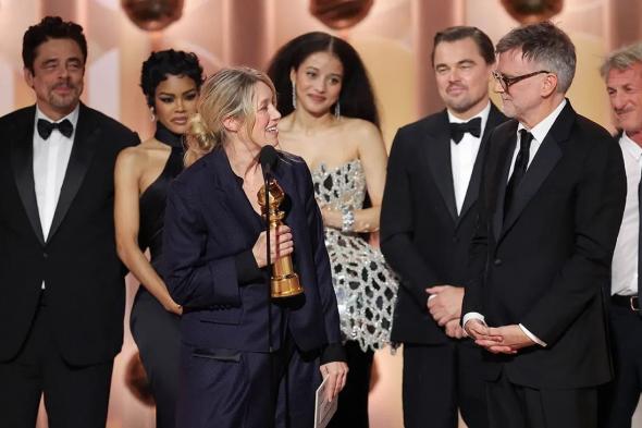 "وان باتل أفتر أناذر" و"هامنت" يحصدان كبرى جوائز حفل جولدن جلوب