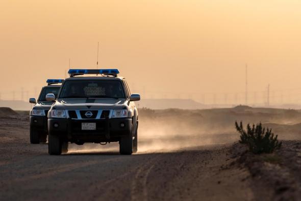 القبض
على
مواطن
نقل
16
مخالفًا
لنظام
أمن
الحدود
في
عسير