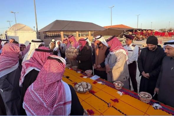 مهرجان
    الفقع
    في
    شري
    يشهد
    إقبالًا
    واسعًا
    وحركة
    بيع
    نشطة