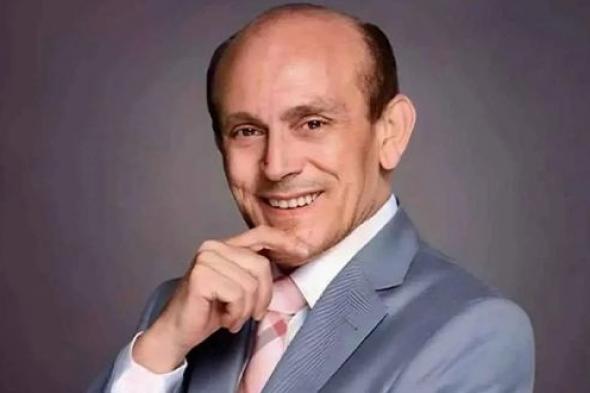 محمد
صبحي:
البحث
والمعرفة
سرّ
الاستمرار
والتجدد