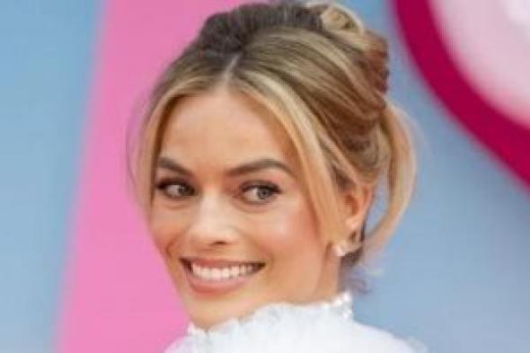 مارجوت
روبى:
دورى
فى
I,
Tonya
منحنى
ثقة
كبيرة
وصقل
أدائى
على
الشاشة