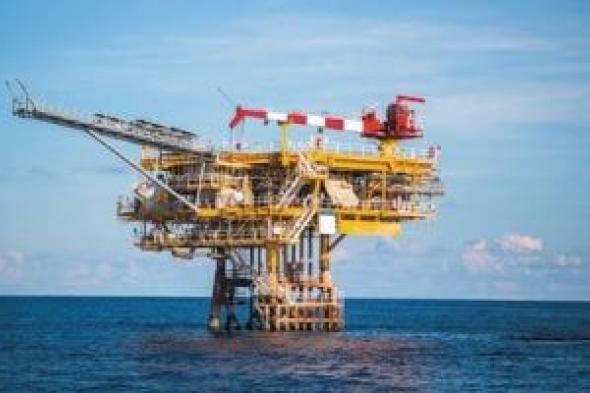 موقع
إفريقى
يسلط
الضوء
على
الاكتشافات
الجديدة
من
البترول
والغاز
بالصحراء
الغربية