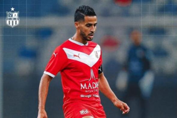 بن
غيث
يضيّع
مباراة
ثمن
نهائي
كأس
الجزائر
ضد
جمعية
وهران