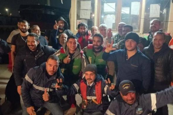 إنقاذ
      طاقم
      سفينة
      الملح
      التركية
      في
      بورسعيد