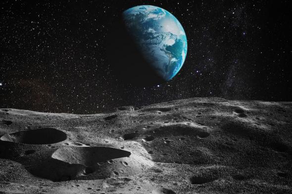 الصين تطلق أول برنامج في العالم لمزامنة توقيت القمر مع الأرض