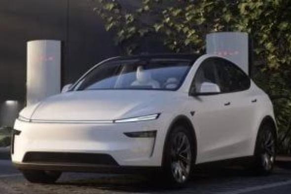 إيلون
ماسك:
تسلا
ستوقف
بيع
القيادة
الذاتية
وتطرحها
بالاشتراك
فقط