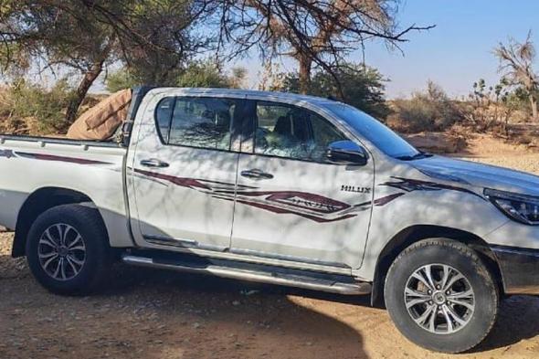 القبض
    على
    مواطن
    لدخوله
    بمركبته
    في
    الفياض
    والروضات
    بمحمية
    الملك
    عبدالعزيز
    الملكية