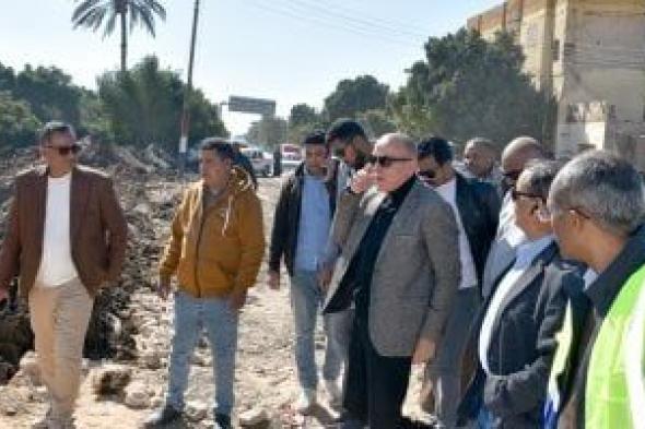 محافظ
الأقصر
يتفقد
مشروعات
الرى
وتوسعات
كورنيش
البر
الغربى
بمدينة
القرنة