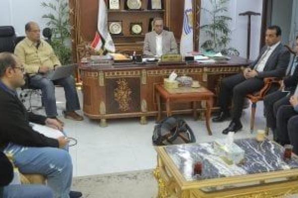 محافظ
قنا
يبحث
تحويل
"دندرة"
إلى
نموذج
رائد
للسياحة
الريفية
المستدامة