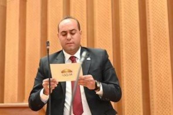 مصادر:
التوافق
على
مصطفى
جبر
أمينا
للجنة
الاتصالات
بمجلس
النواب