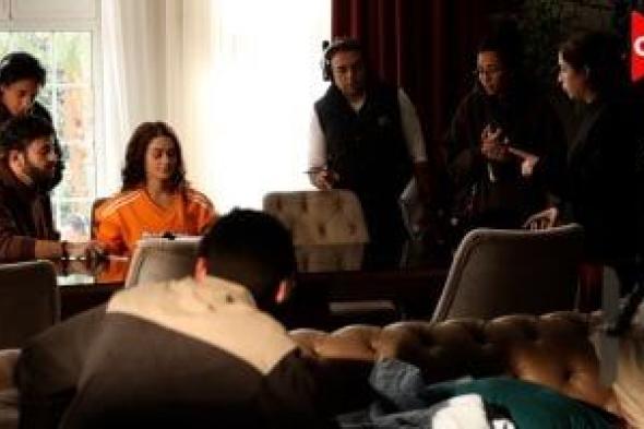 روجينا
ومحمد
القس
يكشفان
كواليس
حد
أقصى
على
قنوات
المتحدة