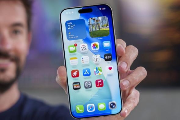 IDC:
نمو
شحنات
الهواتف
الذكية
بنسبة
2.3%
في
الربع
الرابع
من
2025
وآبل
تتصدر
السوق