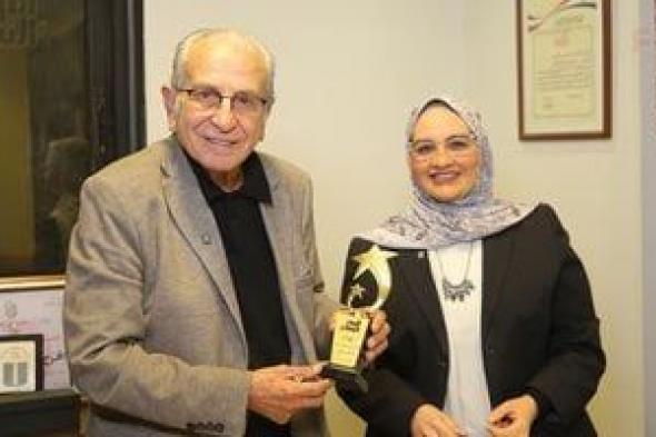 علي
بدرخان
عن
كواليس
شفيقة
ومتولى:
افتعلت
أزمة
لتصوير
أغنية
بانو
..
فيديو