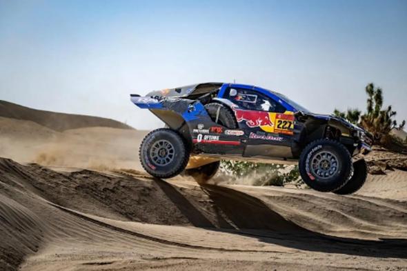 رالي
    داكار
    السعودية
    2026..
    منافسة
    كبيرة
    بين
    مختلف
    الفئات
    في
    المرحلة
    العاشرة