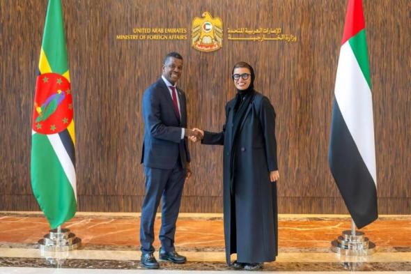 نورة
      الكعبي
      ووزير
      خارجية
      كومنولث
      دومينيكا
      يبحثان
      العلاقات