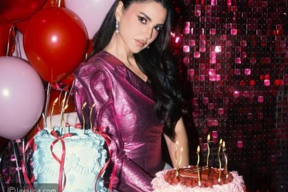 درة تحتفل بعيد ميلادها بإطلالتين ورديتين وتكشف عن امتنانها للحياة