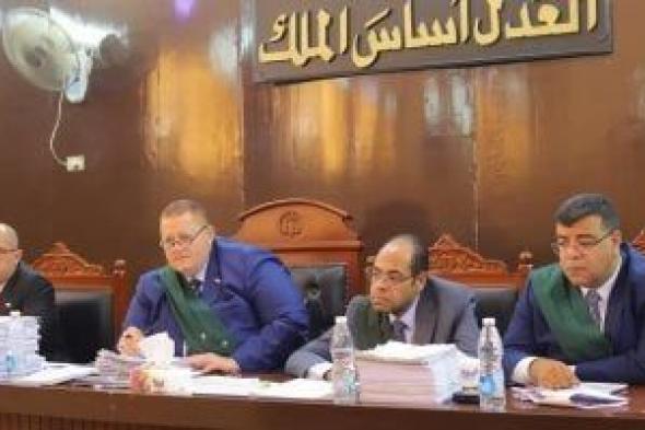 المشدد
15
عاما
لعاملين
بتهمة
قتل
شاب
بقنا