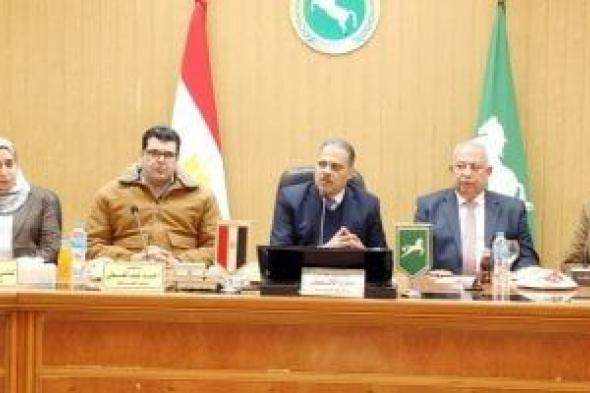 محافظ
الشرقية
لنواب
البرلمان:
مكتبى
مفتوح
من
أجل
خدمة
المواطنين