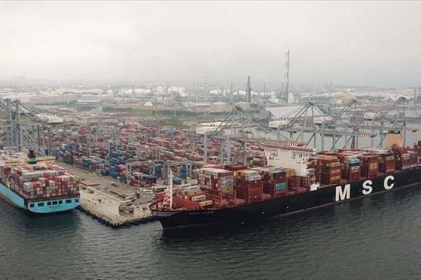 القانون
      يعرّي
      جيبوتي..
      حقوق
      «موانئ
      دبي»
      قائمة
      ولم
      تُلغَ