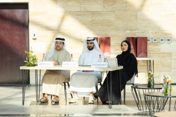 بلدية
      تكرم
      الفائزين
      في
      مشروع
      «مسرعات
      الخدمات»