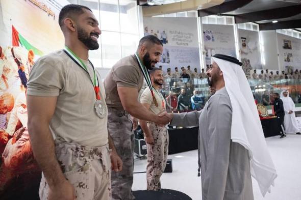 سيف
      بن
      زايد
      يشهد
      ختام
      بطولة
      محمد
      بن
      زايد
      للجوجيتسو