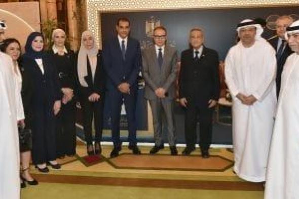 المكتب
الثقافي
المصري
بأبوظبي
يشارك
في
افتتاح
ملتقى
«توب
نوتش
أبوظبي
4»