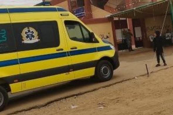 إصابة
شخصين
فى
تصادم
تروسيكلين
بطريق
جرجا
سوهاج