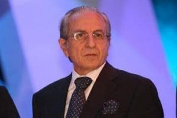 على
بدرخان
يكشف
قصة
خروج
ثعابين
فيلم
الراعى
والنساء
على
رواد
الفندق..
فيديو