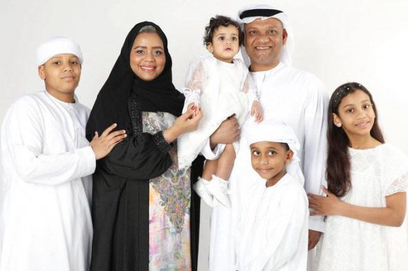 أم تتحدى إعاقة السمع وترعى 4 أبناء.. متفوقين دراسياً