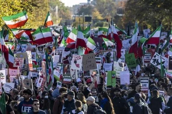 مندوب
      أمريكا
      بمجلس
      الأمن:
      ندعم
      الشعب
      الإيراني
      ونسعى
      "للقضاء
      على
      نظام
      المرشد"