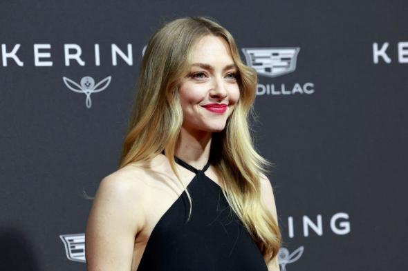 أجدد
ألوان
شعر
بقصات
عصرية
لربيع
وصيف
2026
مستوحاة
من
النجمات