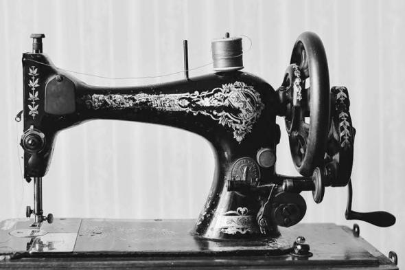 وسيلة
      تمكين
      اقتصادي..
      «الكرخانة»
      إرث
      يجسّد
      مهارة
      المرأة
      الإماراتية