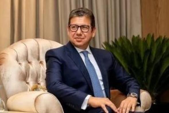 السيد
الوزير
حسن
رشاد
رئيس
جهاز
المخابرات
العامة
ضمن
أعضاء
المجلس
التنفيذي
لغزة